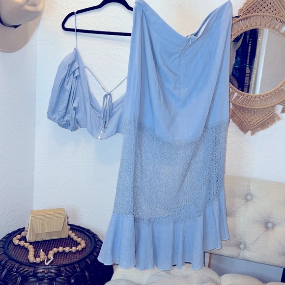 New Women’s 2 piece Set!💙 - Picture 7 of 10